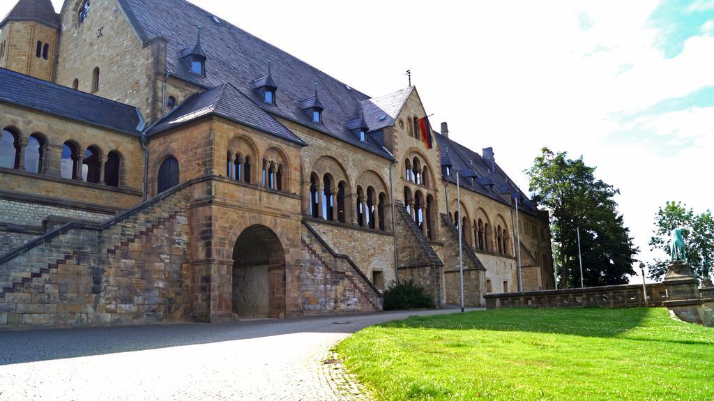 Hotel Kaiserhof 고슬라르 객실 사진